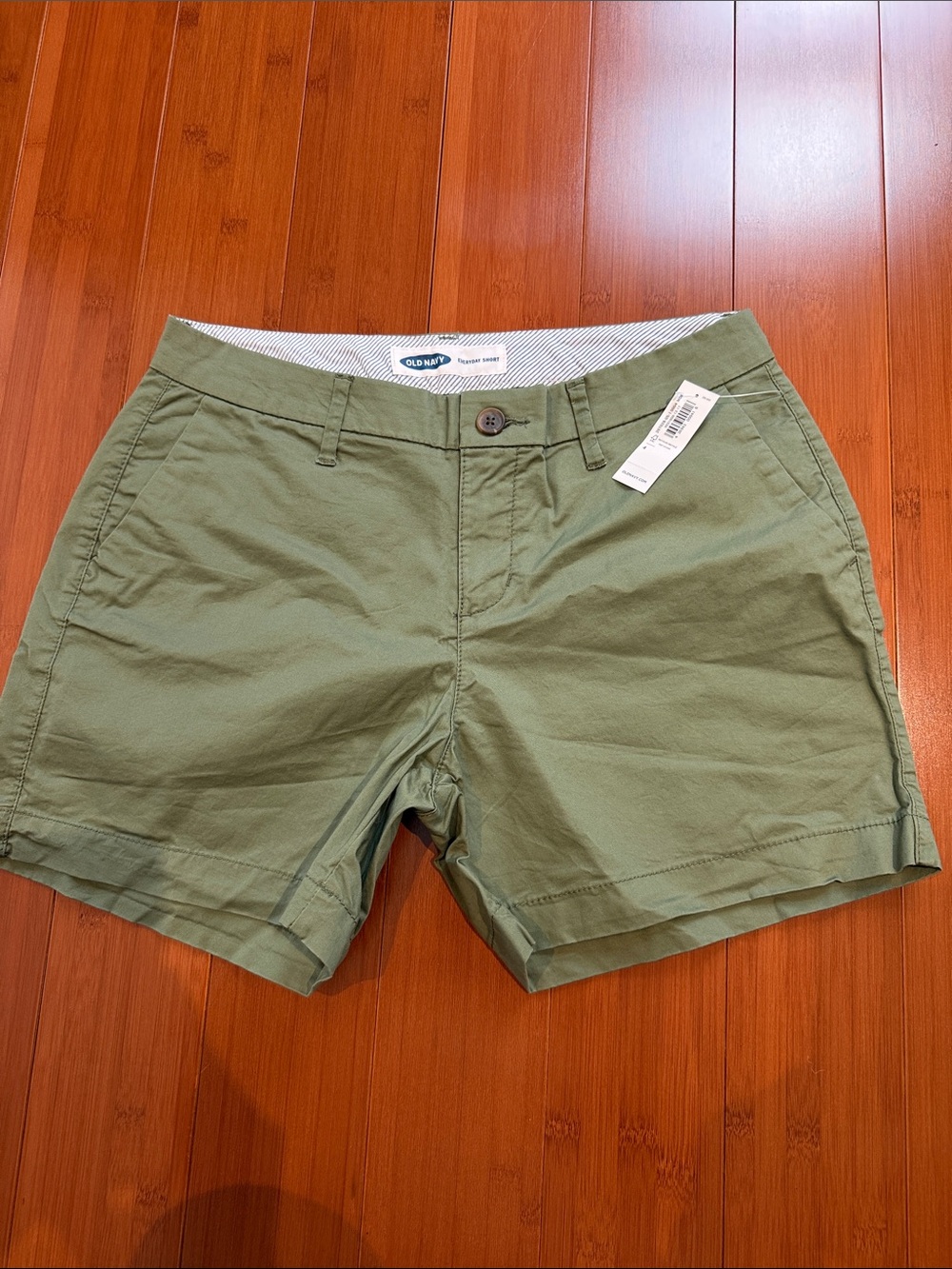 Old Navy Olive Green Women's Chino Shorts